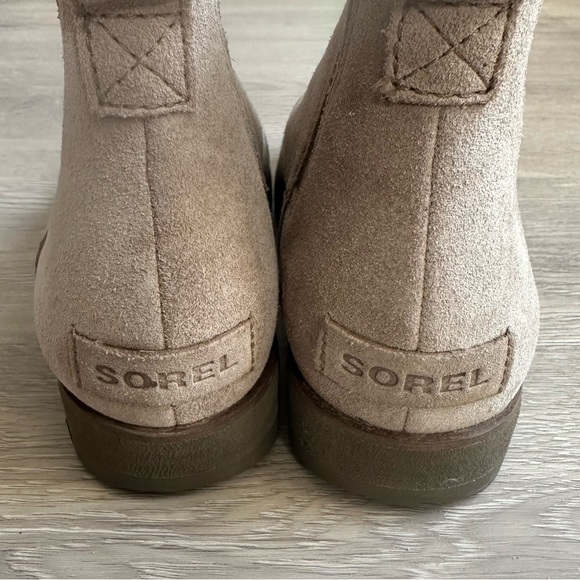 Sorel Harlow Suede Chelsea Ankle Booties Taupe Color Boots - Picture 4 of 9
